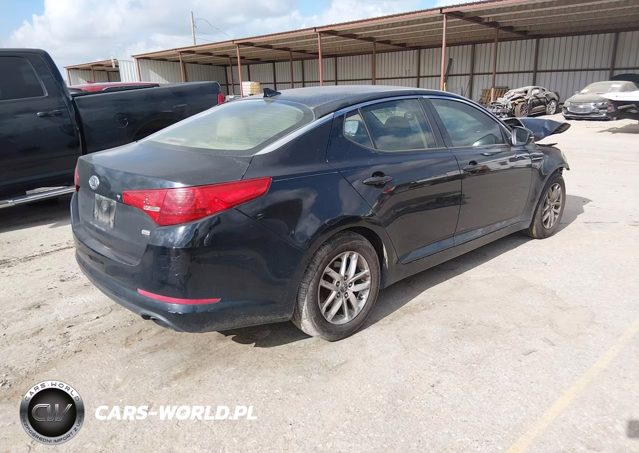 2011 Kia Optima Lx VIN:KNAGM4A76B5051625 - 4
