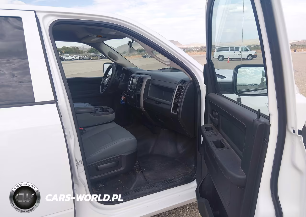 2020 Ram 1500 Classic Tradesman 4X2 5'7 Box VIN:3C6RR6KG8LG253598 - 5
