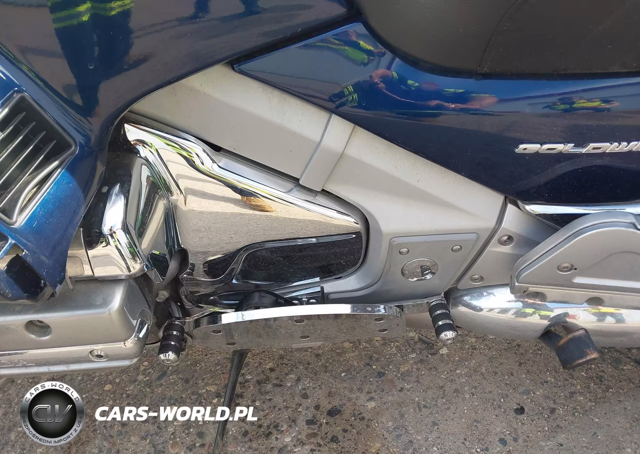 2007 Honda Gl1800 VIN:1HFSC47F27A606623 - 9