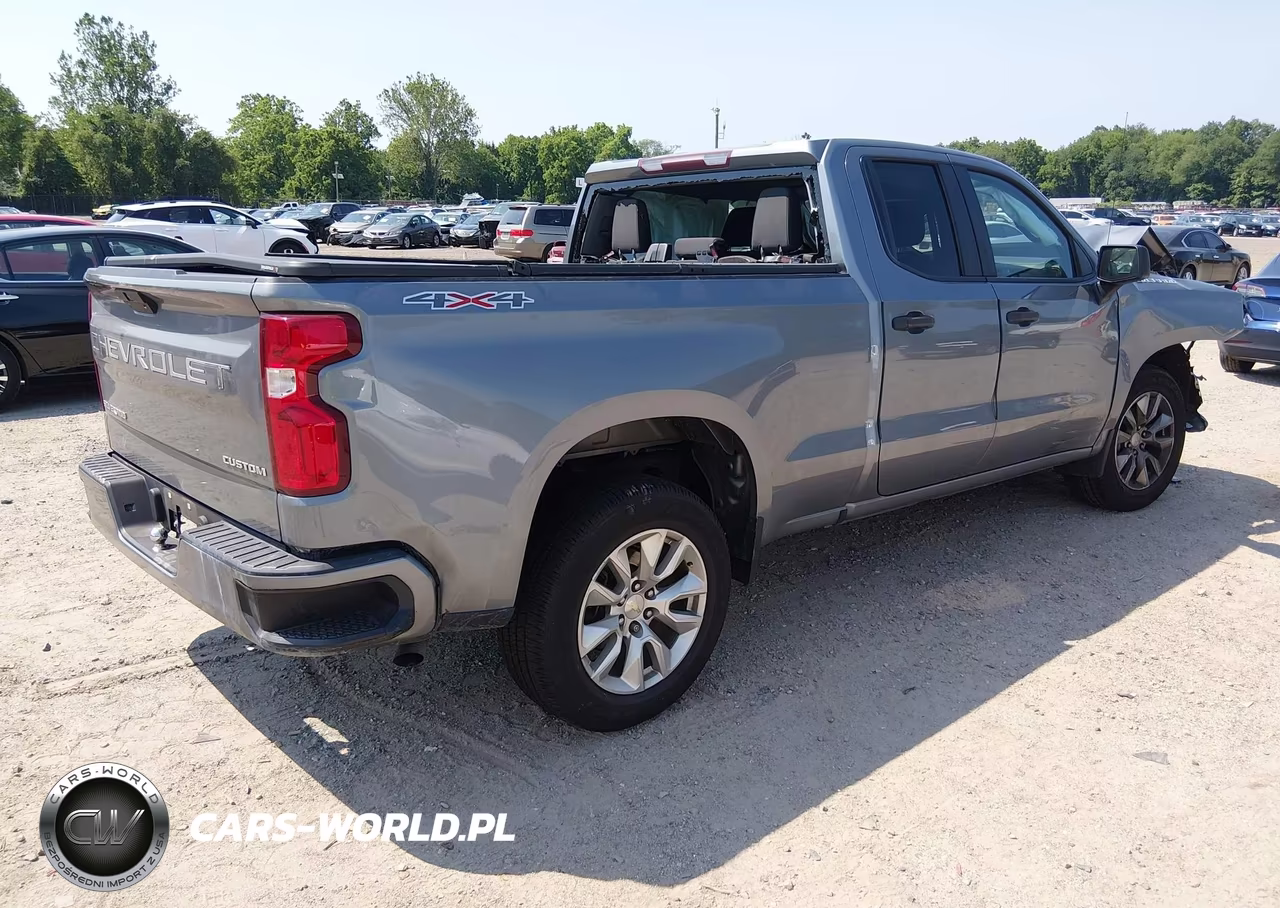 2020 Chevrolet Silverado 1500 4Wd Standard Bed Custom VIN:1GCRYBEK2LZ369013 - 4