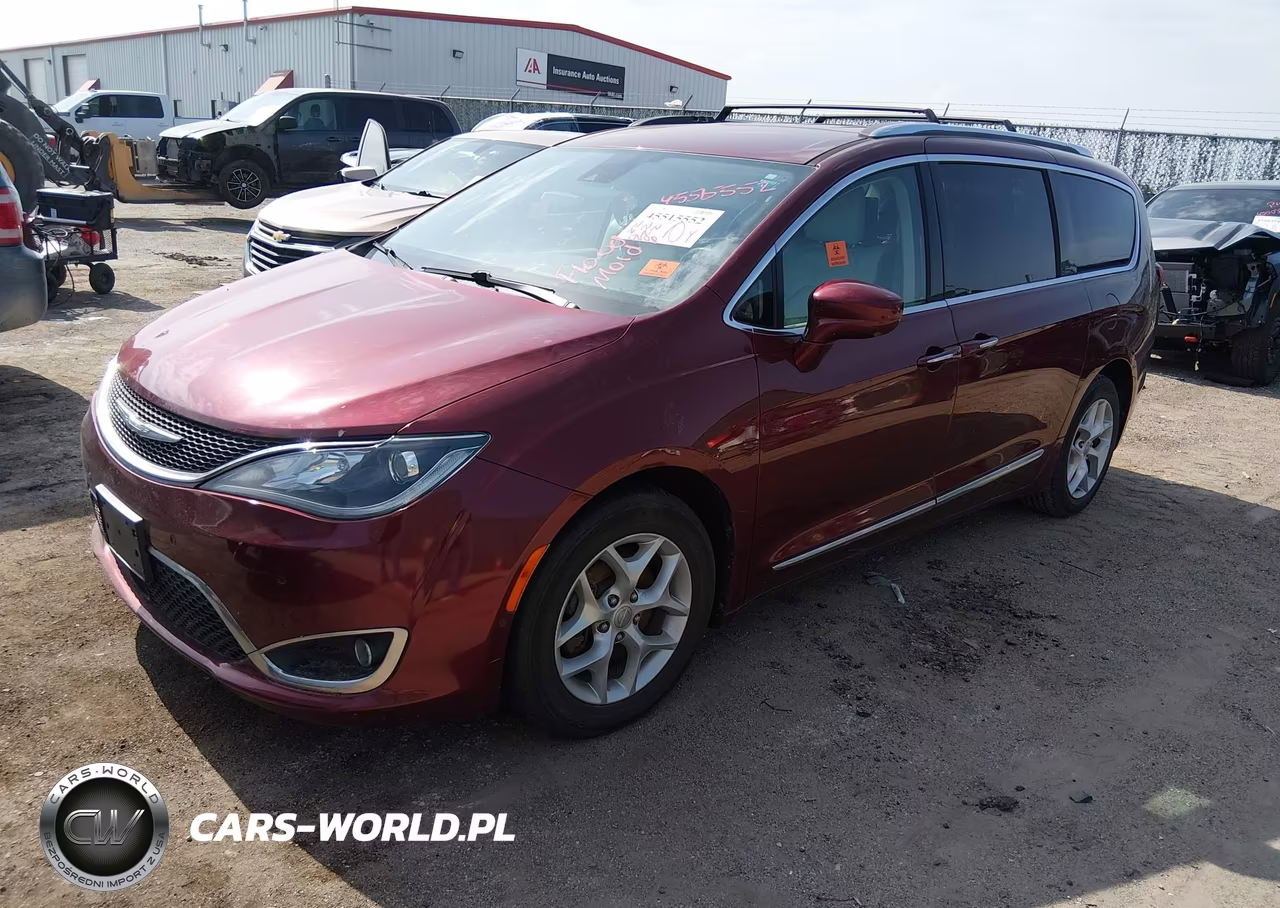 2017 Chrysler Pacifica Touring-L Plus VIN:2C4RC1EGXHR745608 - 2
