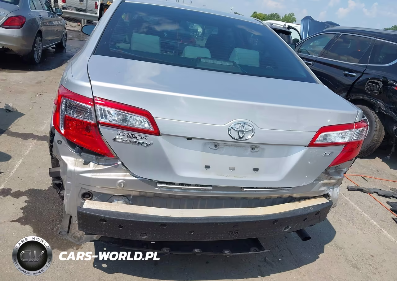 2014 Toyota Camry Le VIN:4T1BF1FKXEU779229 - 16