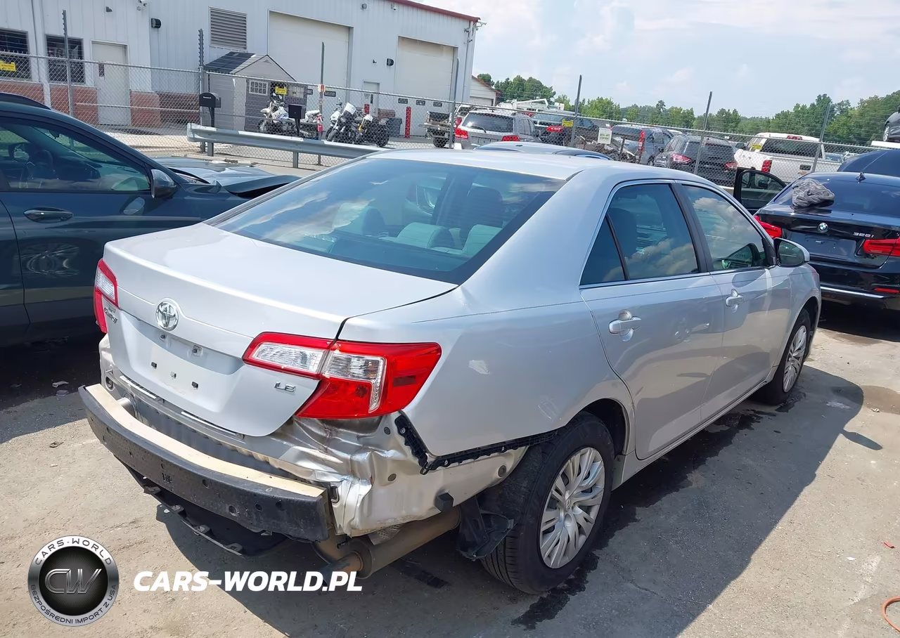 2014 Toyota Camry Le VIN:4T1BF1FKXEU779229 - 4