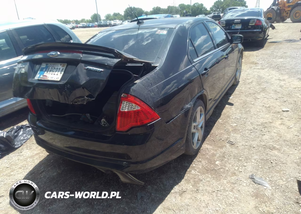 2012 Ford Fusion Sport VIN:3FAHP0KC4CR346195 - 4