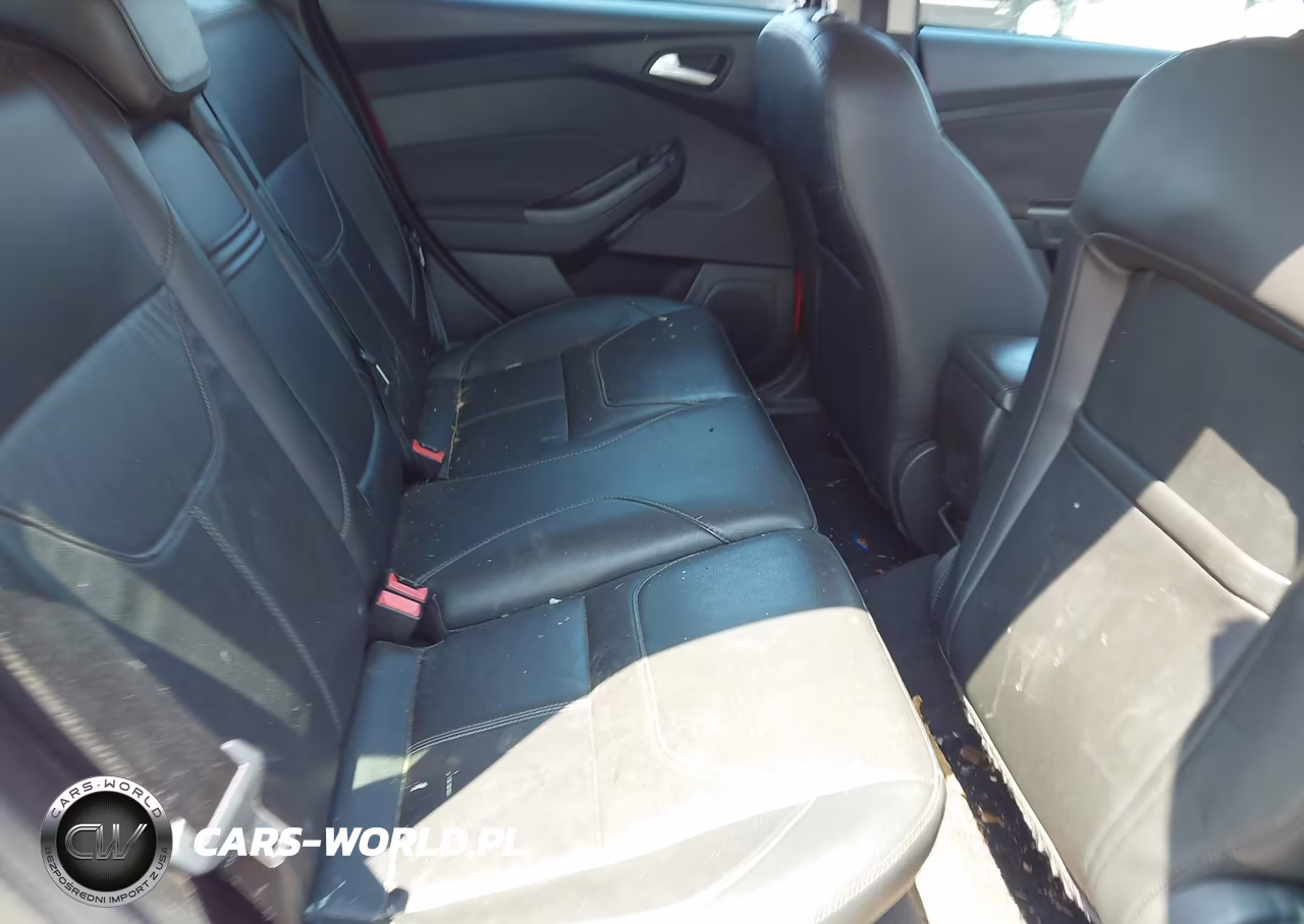 2016 Ford Focus Se VIN:1FADP3K26GL329801 - 8