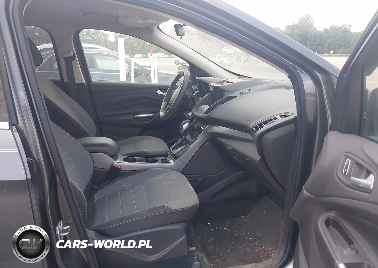 2016 Ford Escape Se VIN:1FMCU9G90GUC63212 - 5