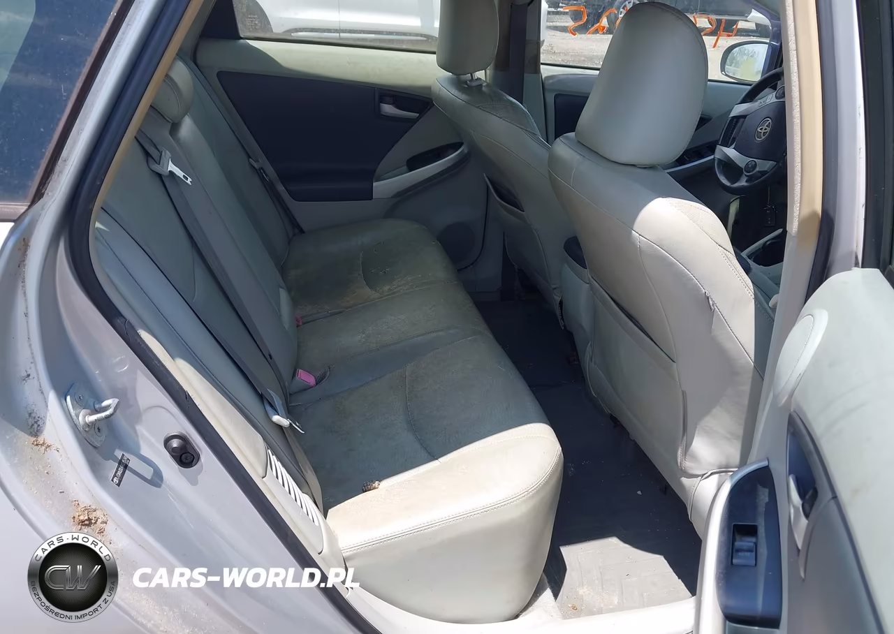 2011 Toyota Prius Four VIN:JTDKN3DU9B0285390 - 8