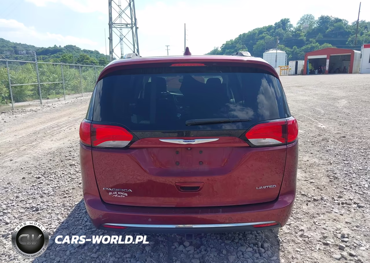 2018 Chrysler Pacifica Limited VIN:2C4RC1GG2JR251603 - 16