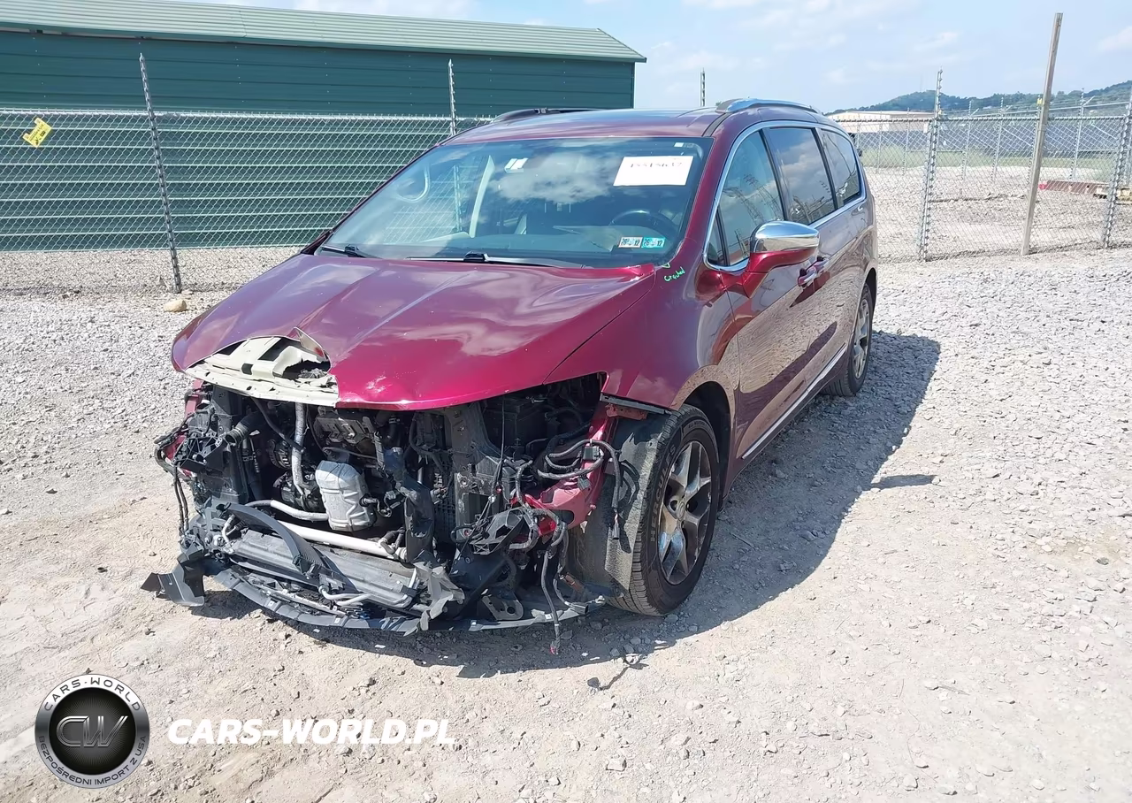2018 Chrysler Pacifica Limited VIN:2C4RC1GG2JR251603 - 2