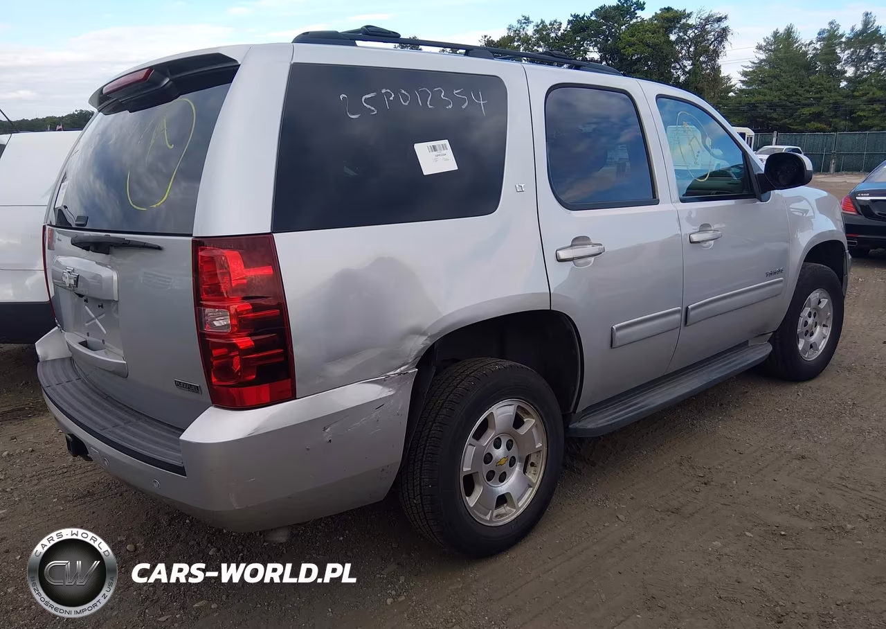 2010 Chevrolet Tahoe Lt VIN:1GNUKBE09AR292087 - 4