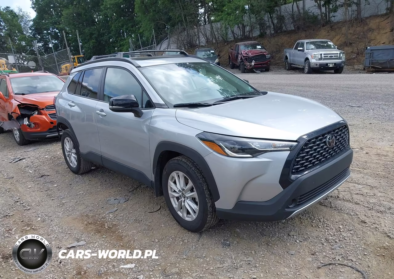 2025 Toyota Corolla Cross Le – zdjęcie 1 z 16