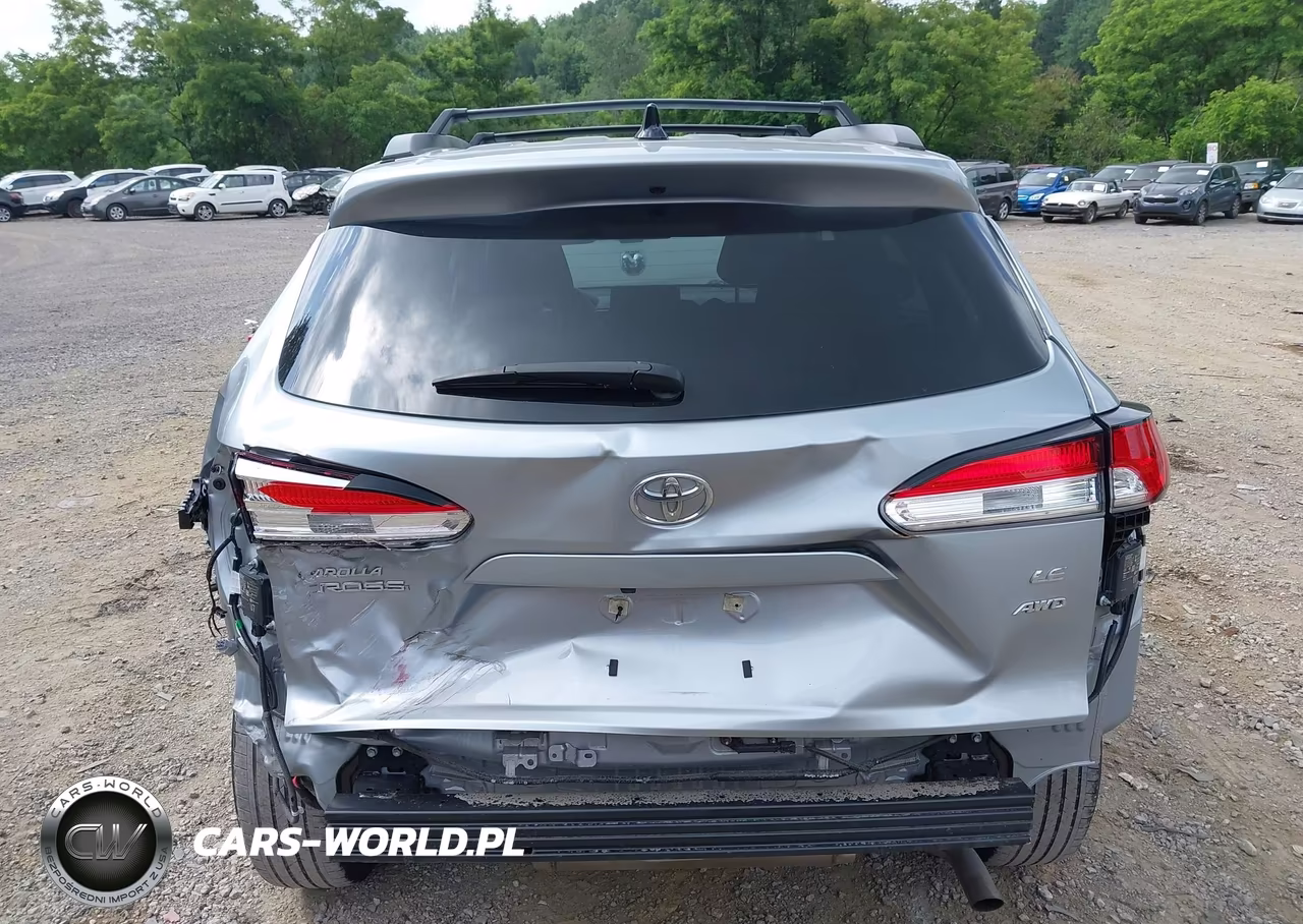2025 Toyota Corolla Cross Le VIN:7MUBAABG6SV121210 - 6