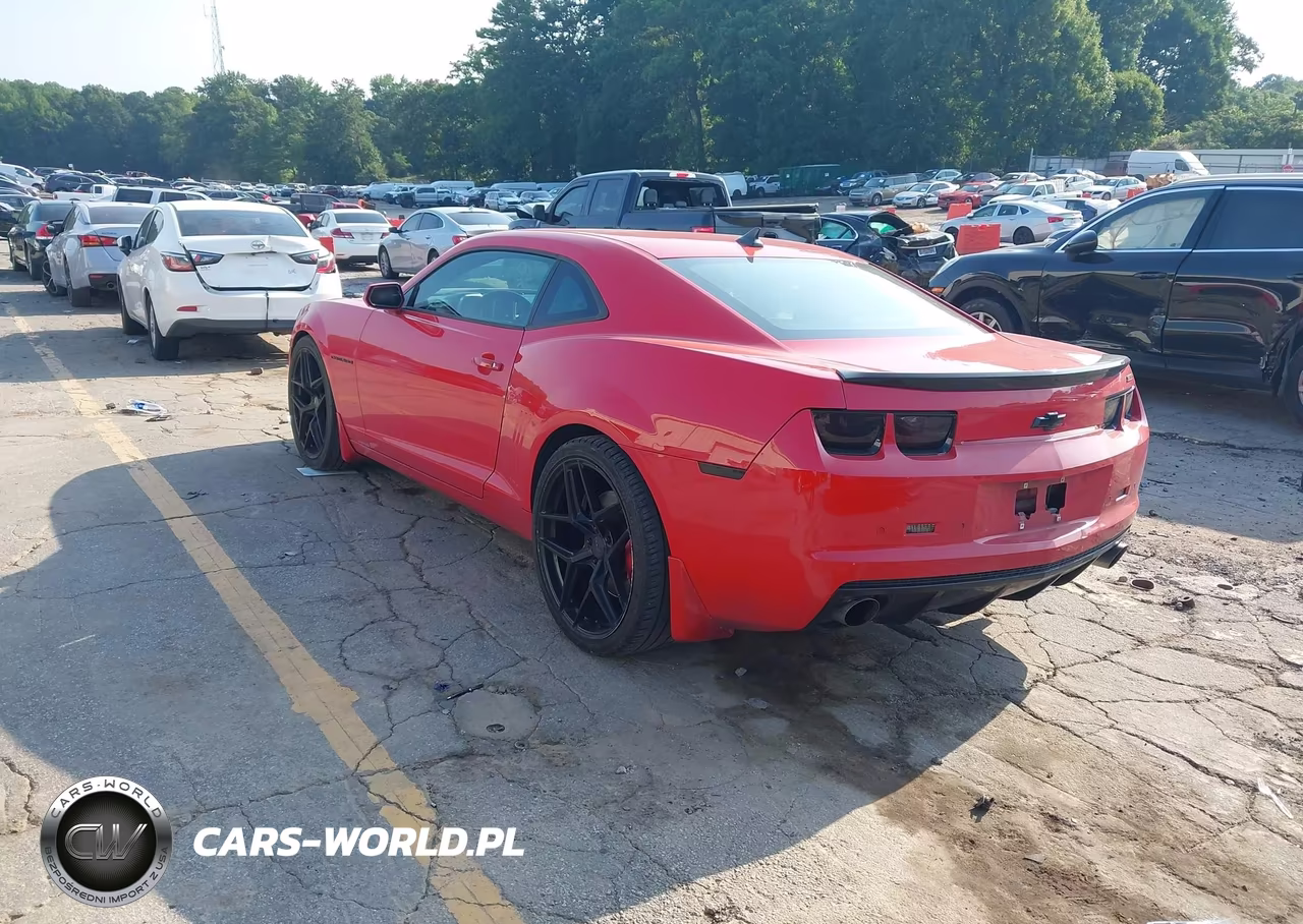 2011 Chevrolet Camaro 2Ss VIN:2G1FK1EJ7B9140947 - 3