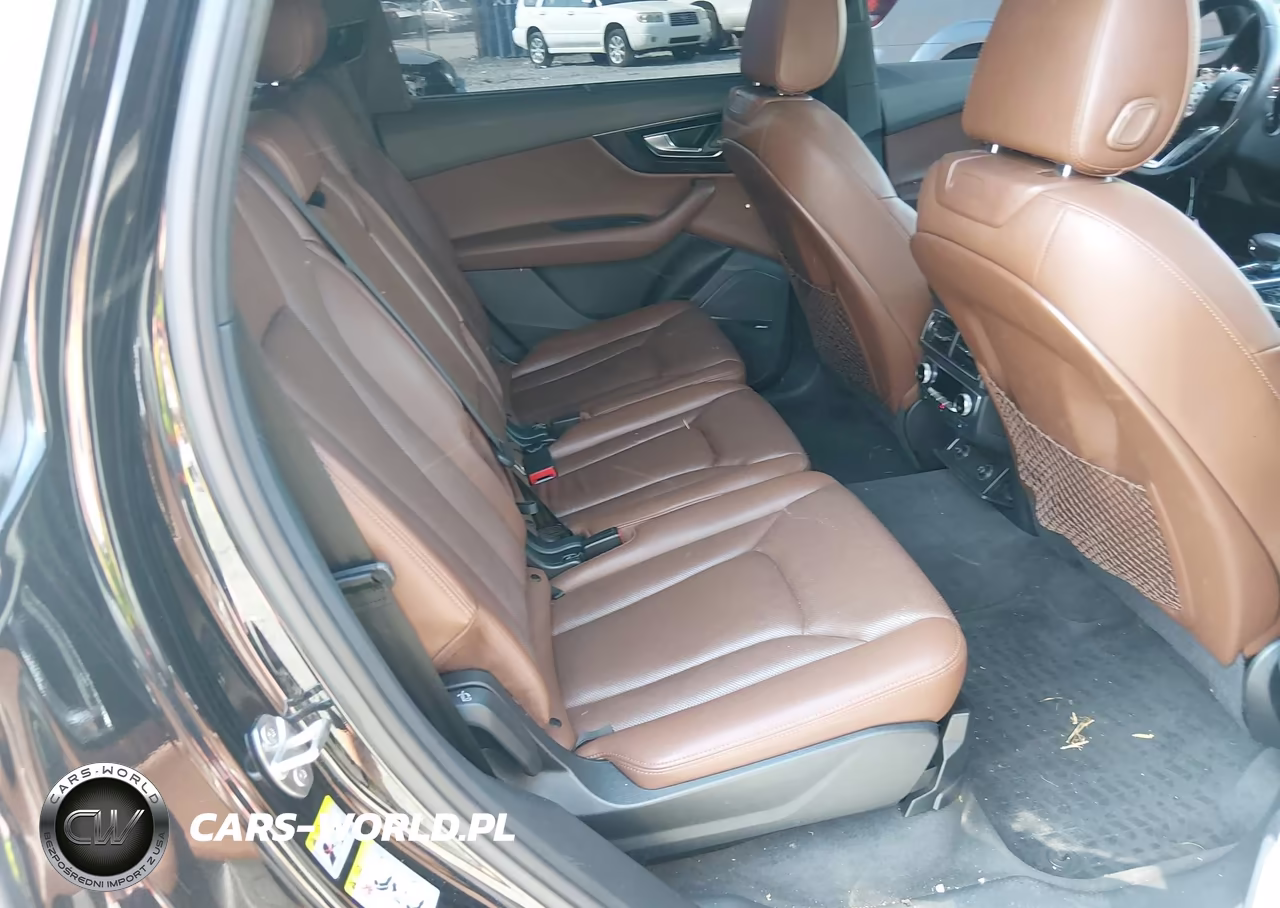 2017 Audi Q7 3.0T Premium VIN:WA1LAAF79HD027586 - 8