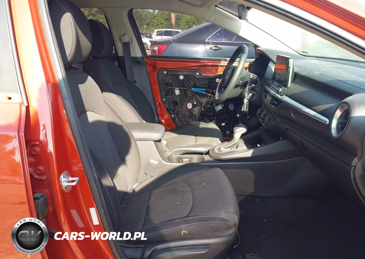 2022 Kia Forte Lxs VIN:3KPF24AD2NE467447 - 5