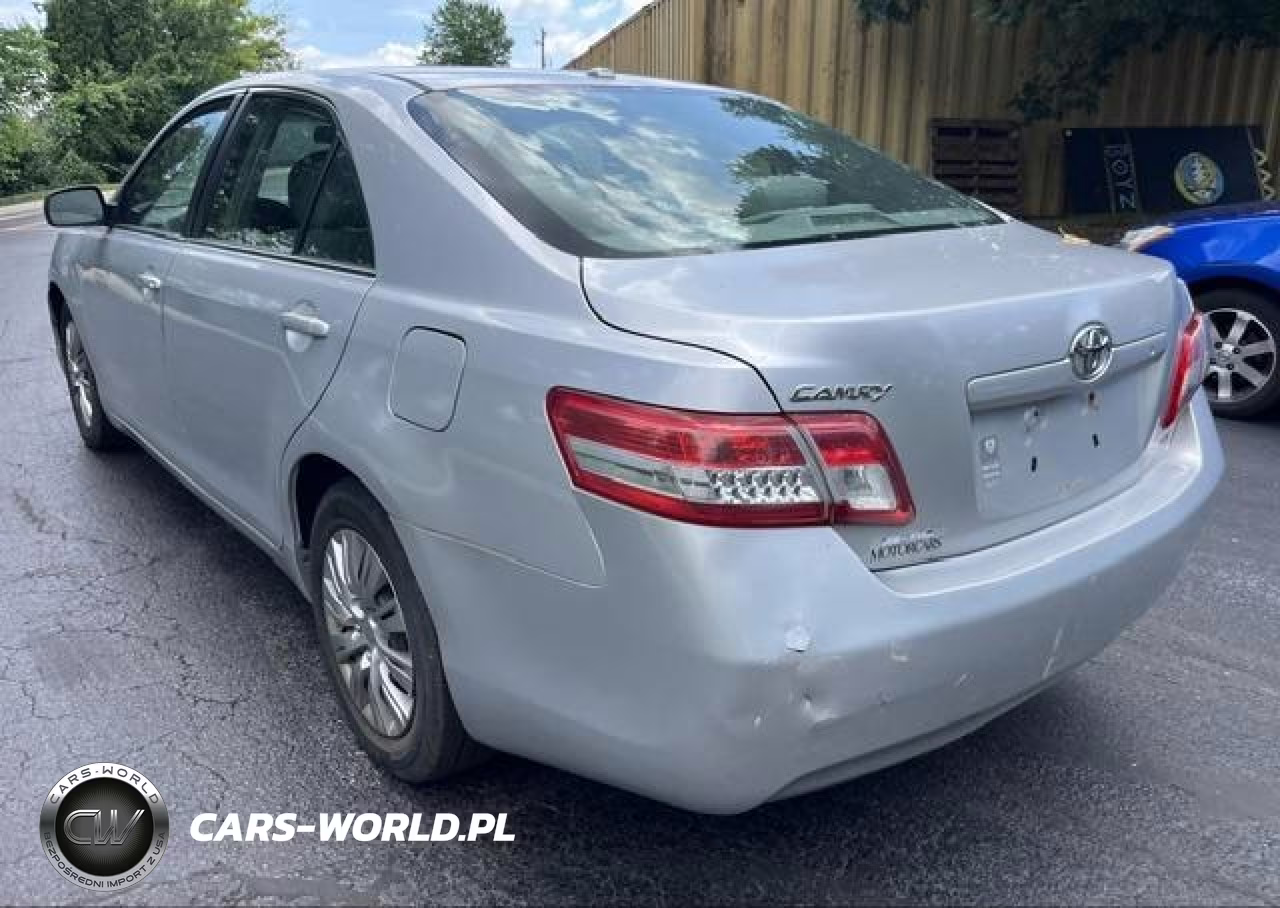 2011 Toyota Camry Le VIN:4T1BF3EKXBU163636 - 3