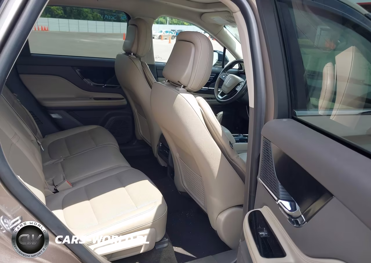 2020 Lincoln Corsair Standard VIN:5LMCJ1C94LUL26139 - 8