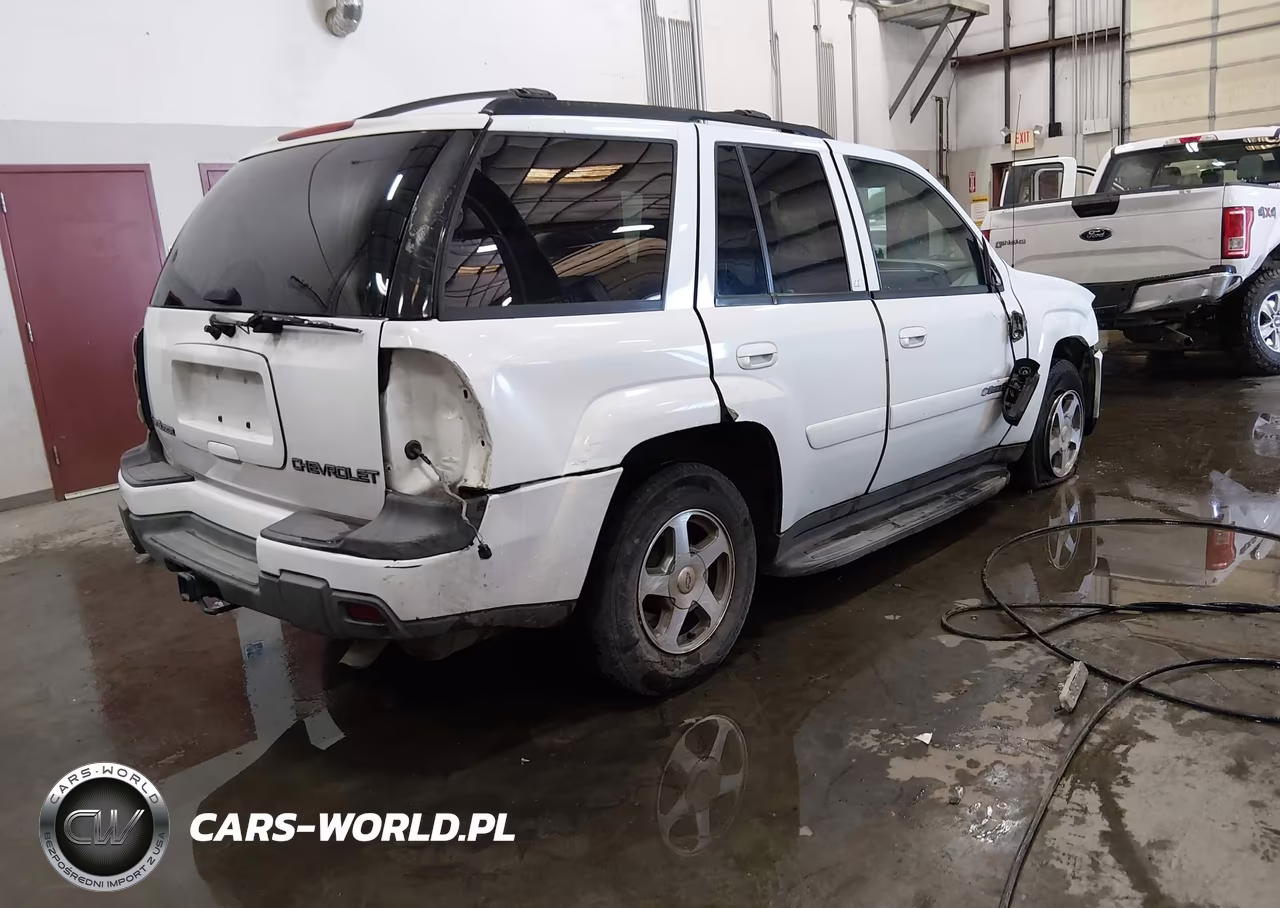 2004 Chevrolet Trailblazer Lt VIN:1GNDT13SX42400743 - 4