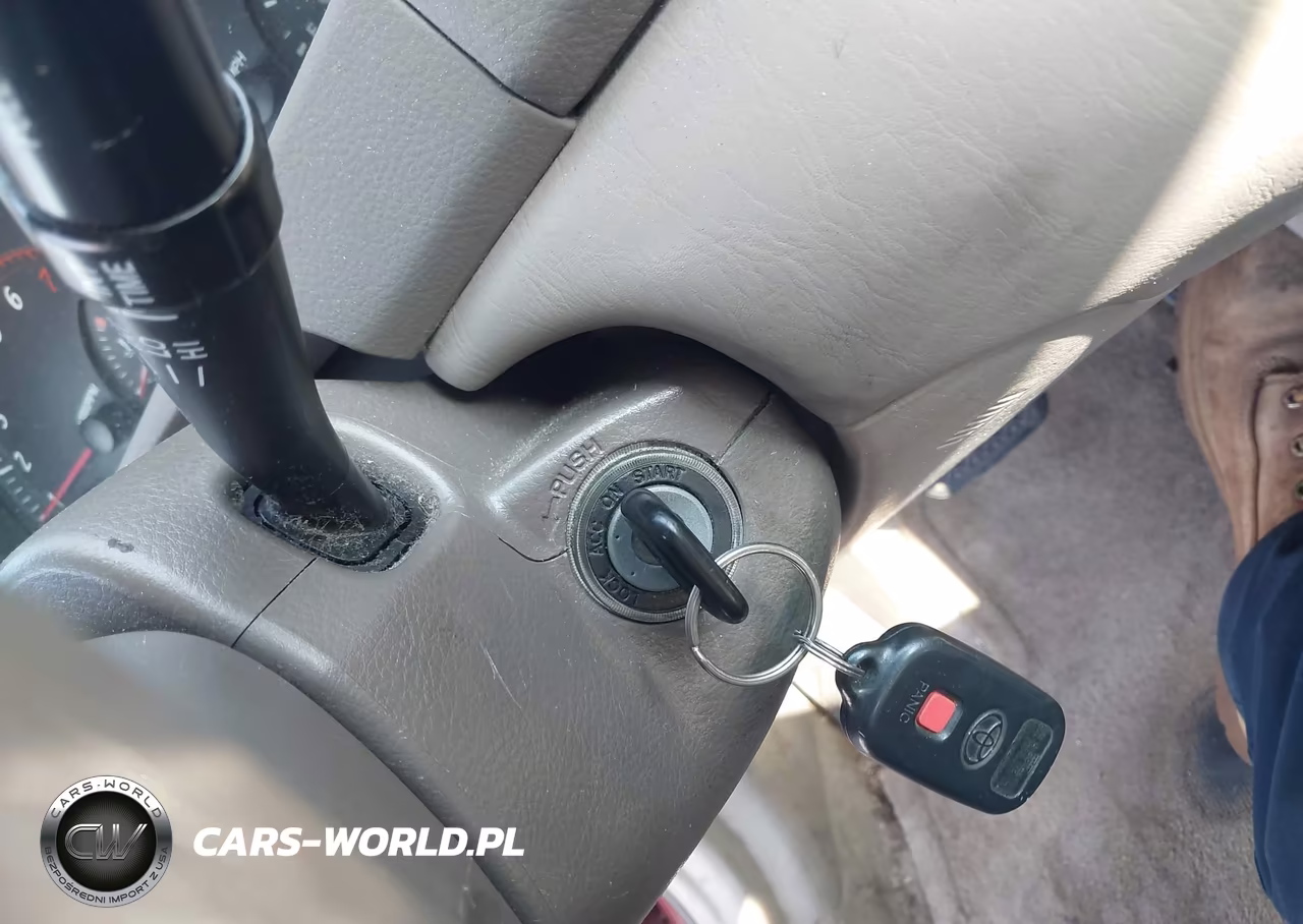 2003 Toyota Camry Le VIN:4T1BE32KX3U174189 - 11