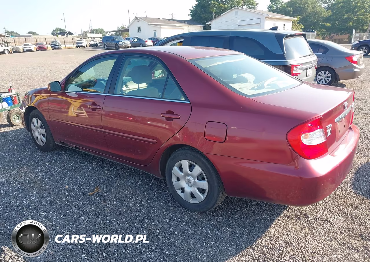 2003 Toyota Camry Le VIN:4T1BE32KX3U174189 - 3