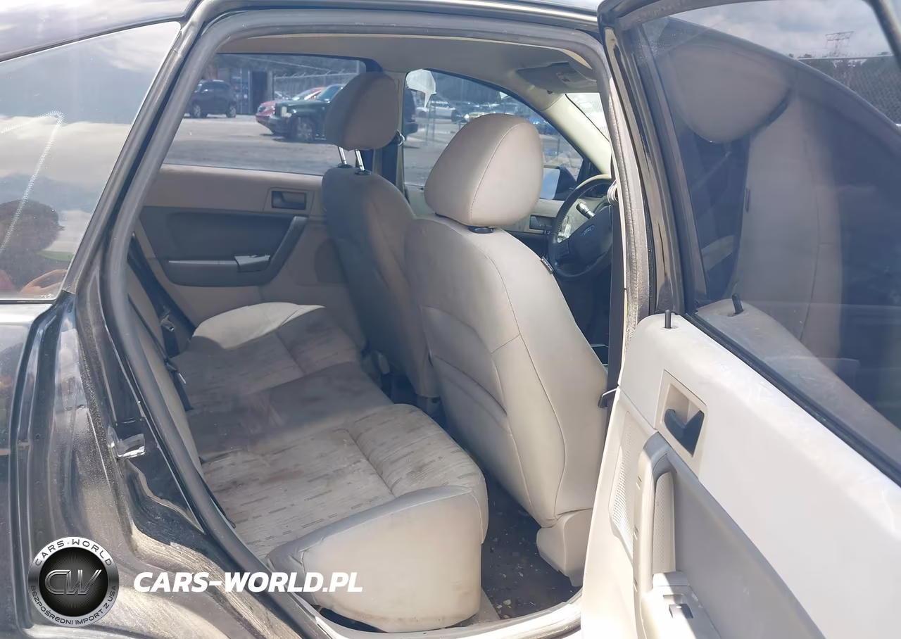 2011 Ford Focus Se VIN:1FAHP3FN0BW158752 - 8
