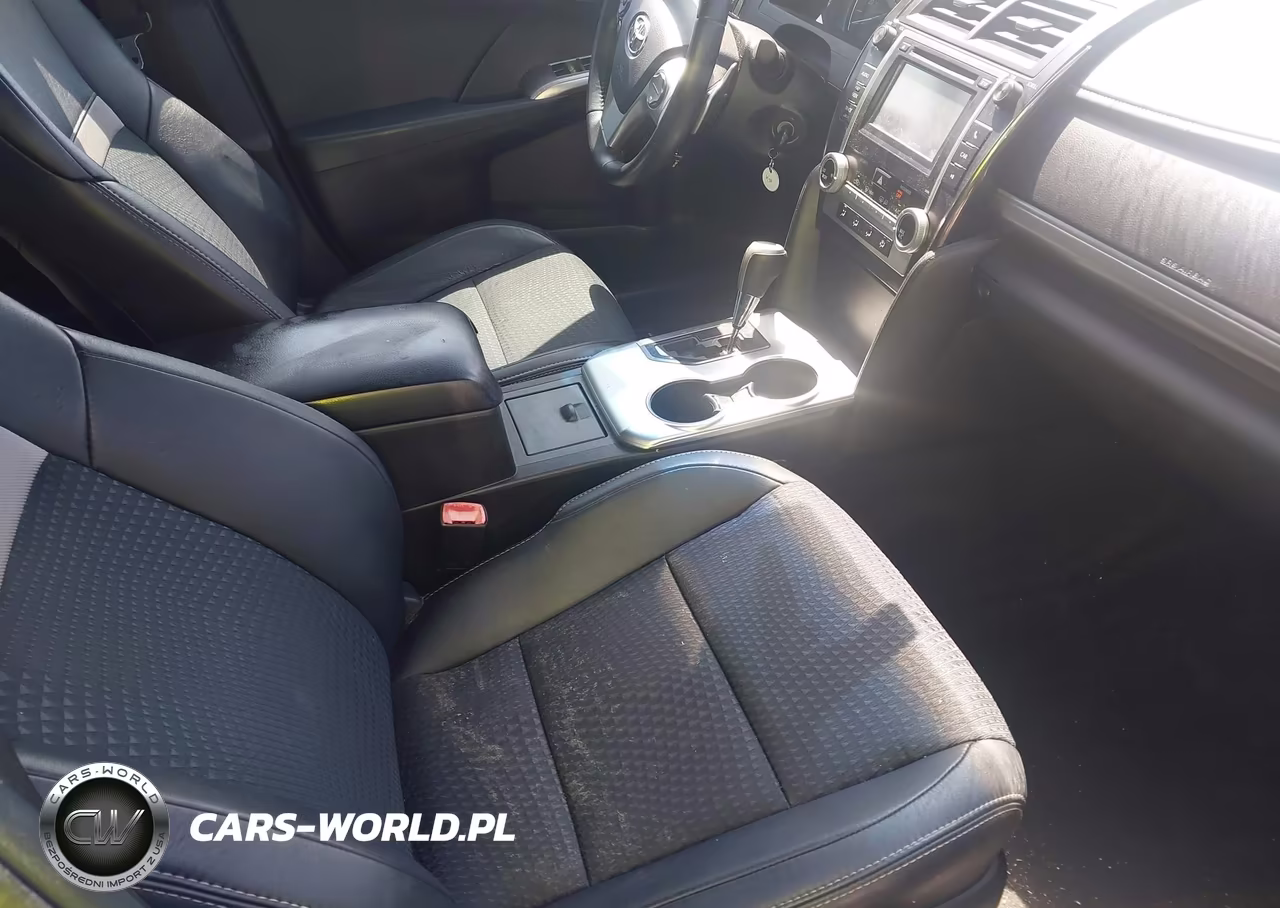 2014 Toyota Camry Se VIN:4T1BF1FK7EU333958 - 5
