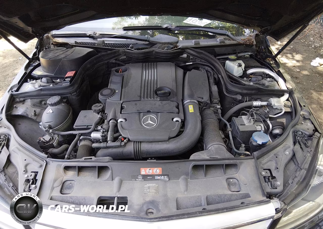 2013 Mercedes-Benz C 250 Sport VIN:WDDGF4HB1DA782938 - 10