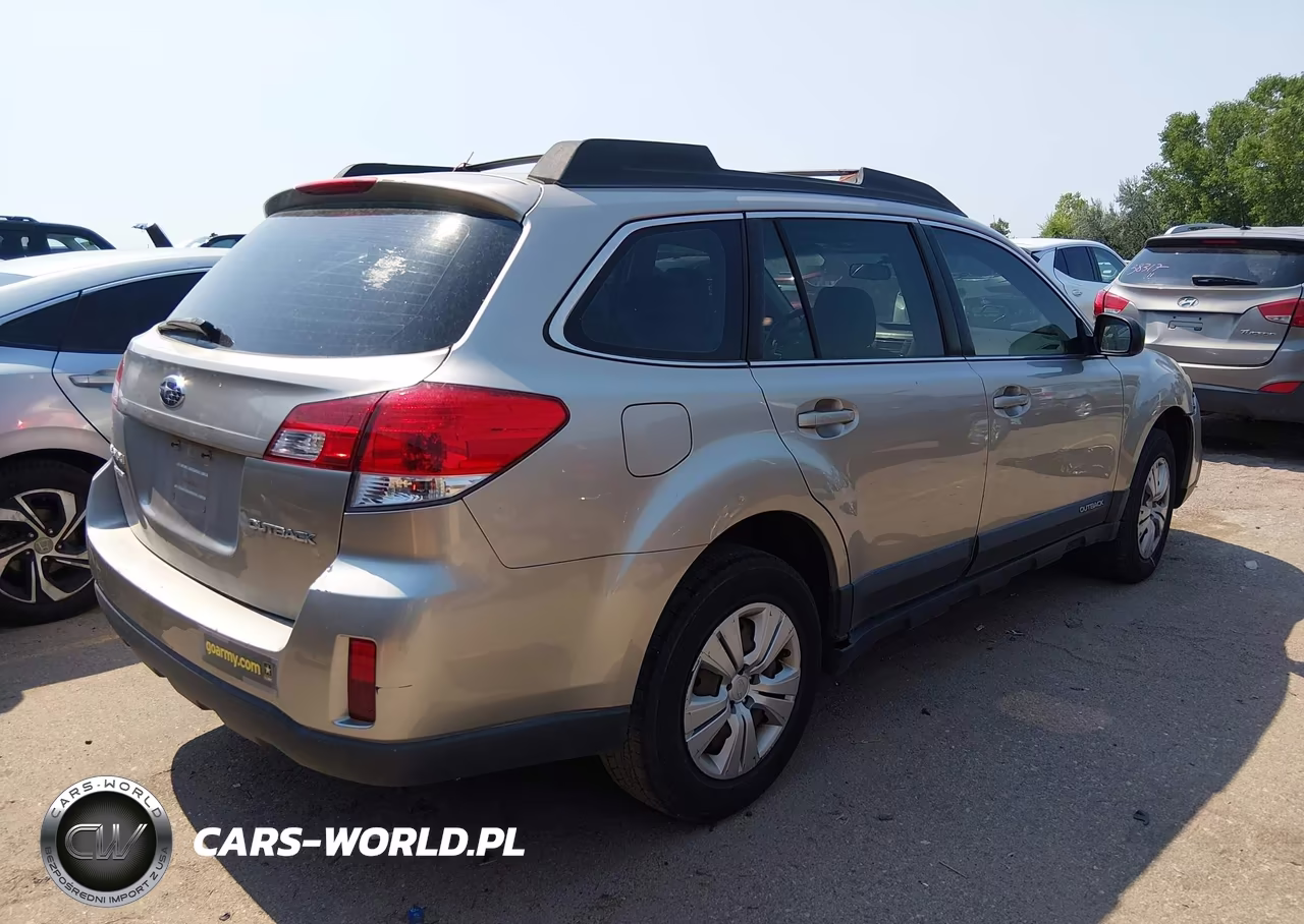 2014 Subaru Outback 2.5I VIN:4S4BRCAC1E1303360 - 4
