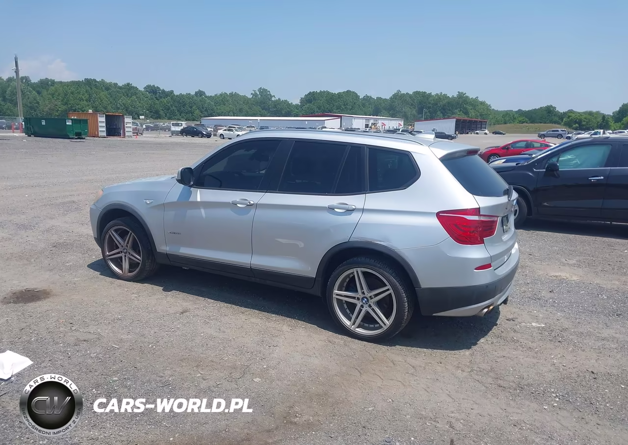 2011 BMW X3 xDrive28I VIN:5UXWX5C59BL701601 - 3