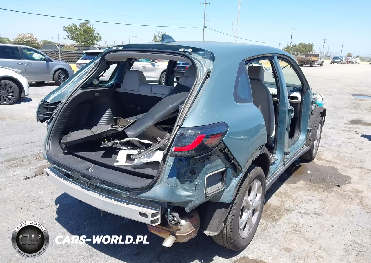 2025 Honda Hr-V Awd Lx VIN:3CZRZ2H33SM751126 - 4