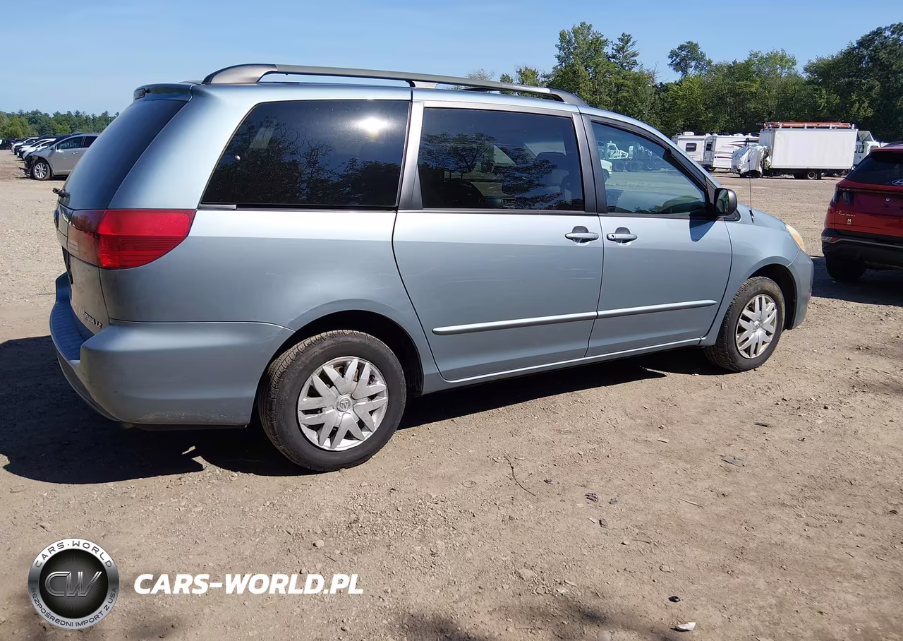 2005 Toyota Sienna Le VIN:5TDZA23C75S254959 - 4