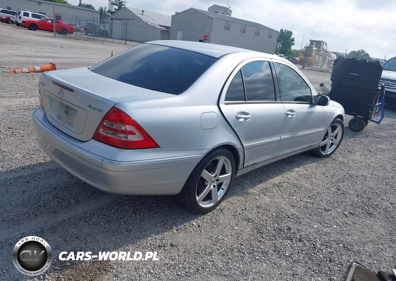 2003 Mercedes-Benz C 240 4Matic VIN:WDBRF81JX3F376863 - 4