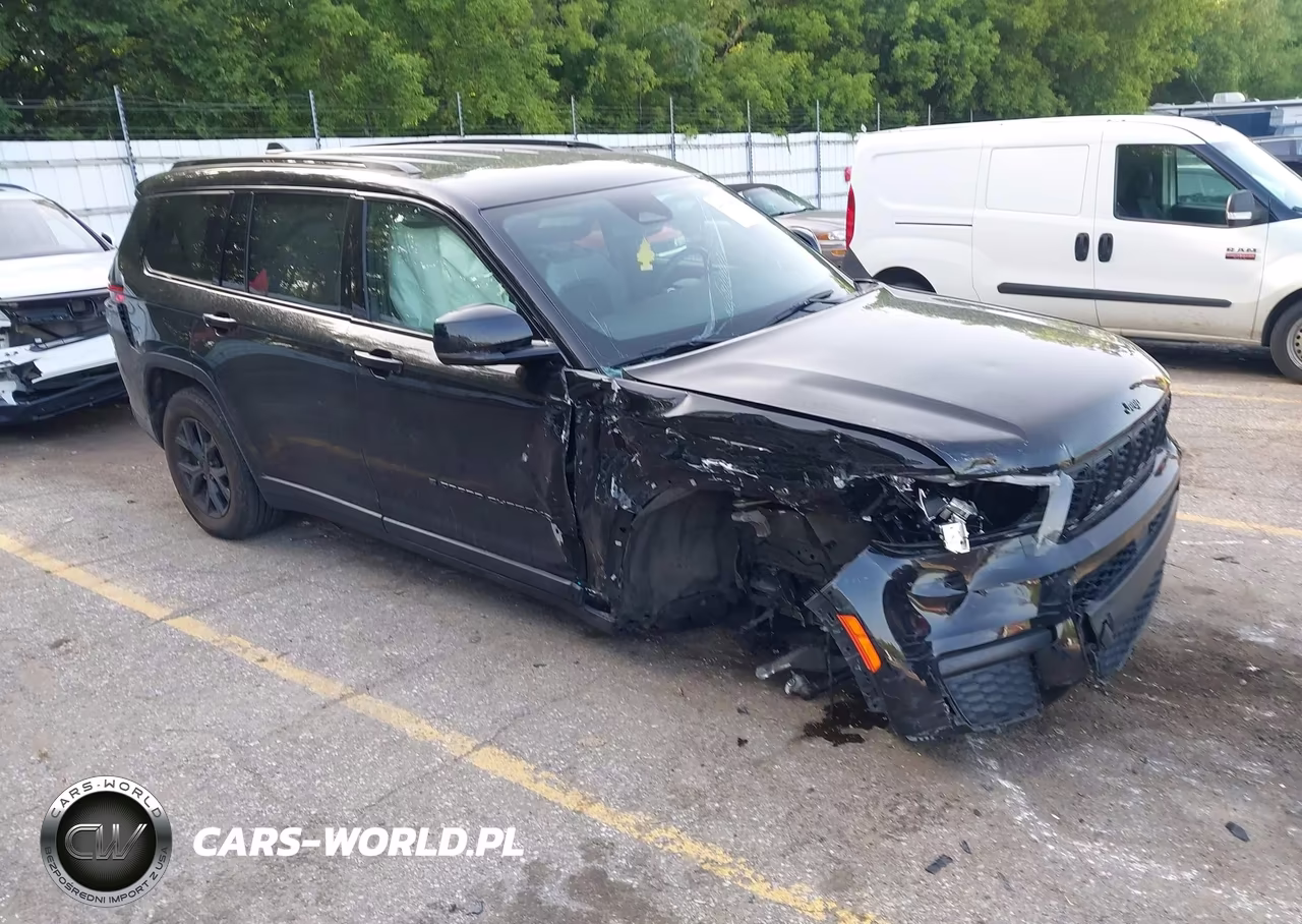 2024 Jeep Grand Cherokee L Altitude 4X4 – zdjęcie 1 z 16