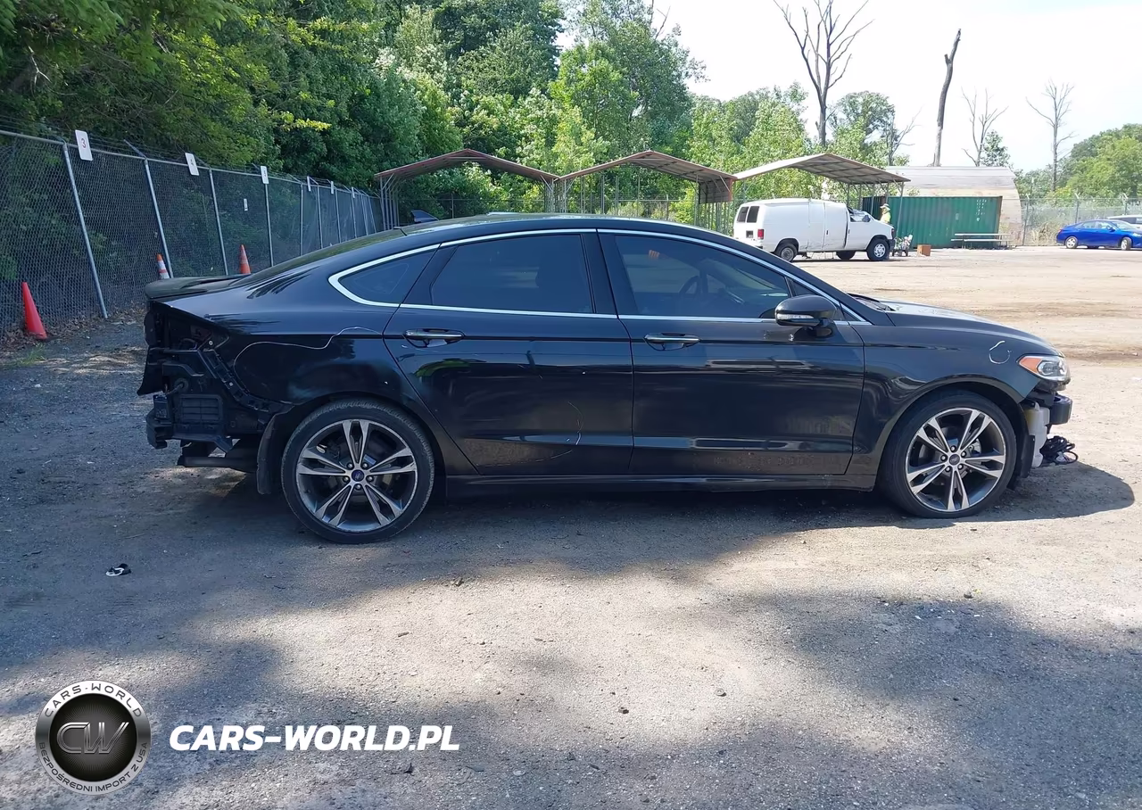 2020 Ford Fusion Titanium VIN:3FA6P0D97LR192140 - 13
