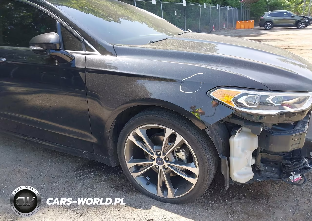 2020 Ford Fusion Titanium VIN:3FA6P0D97LR192140 - 18