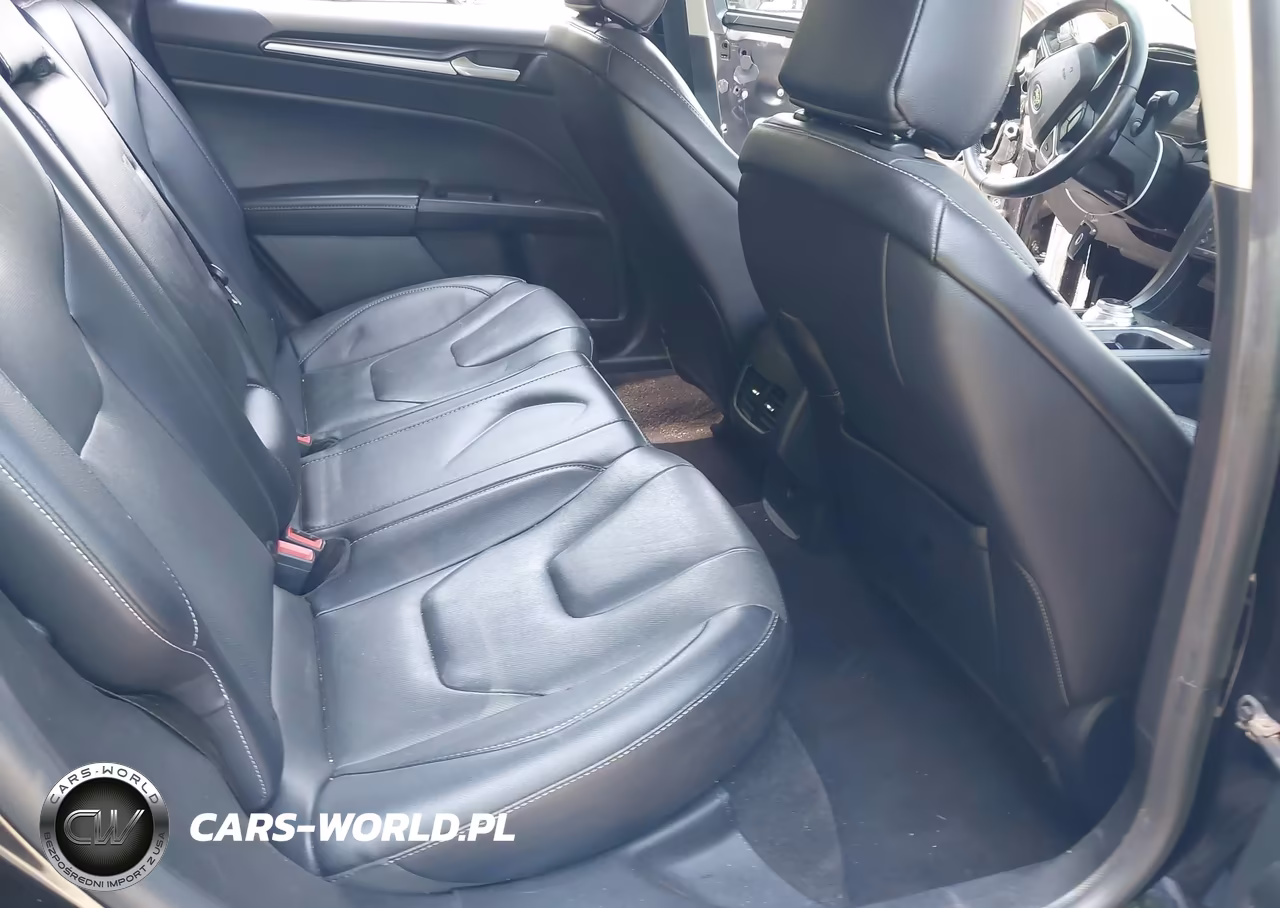 2020 Ford Fusion Titanium VIN:3FA6P0D97LR192140 - 8