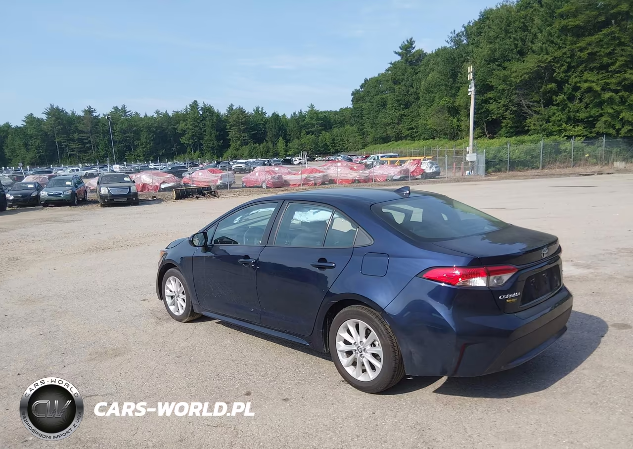 2020 Toyota Corolla Le VIN:5YFHPRAE6LP127178 - 3