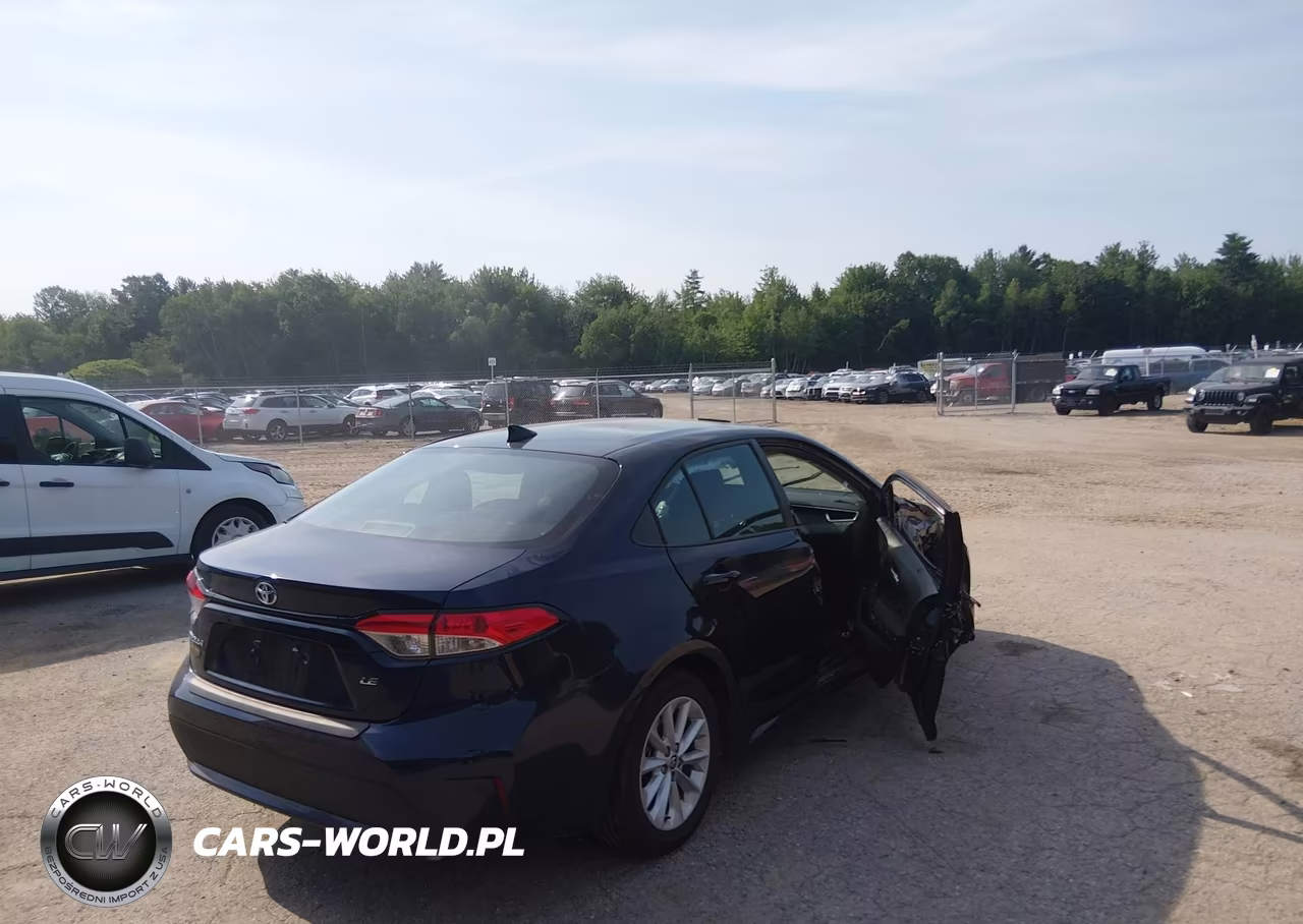 2020 Toyota Corolla Le VIN:5YFHPRAE6LP127178 - 4