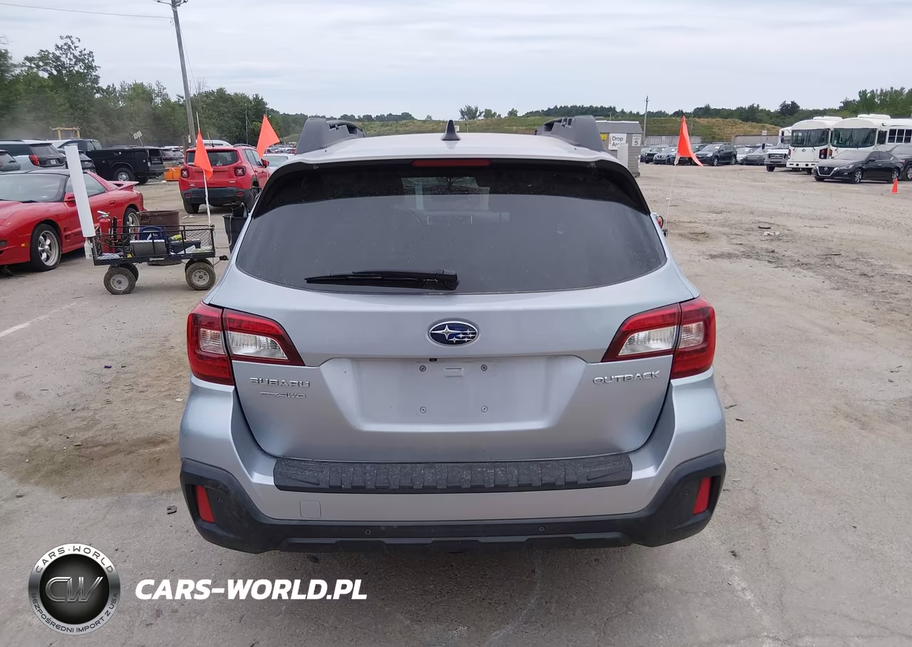 2018 Subaru Outback 2.5I Limited VIN:4S4BSANC8J3264848 - 17