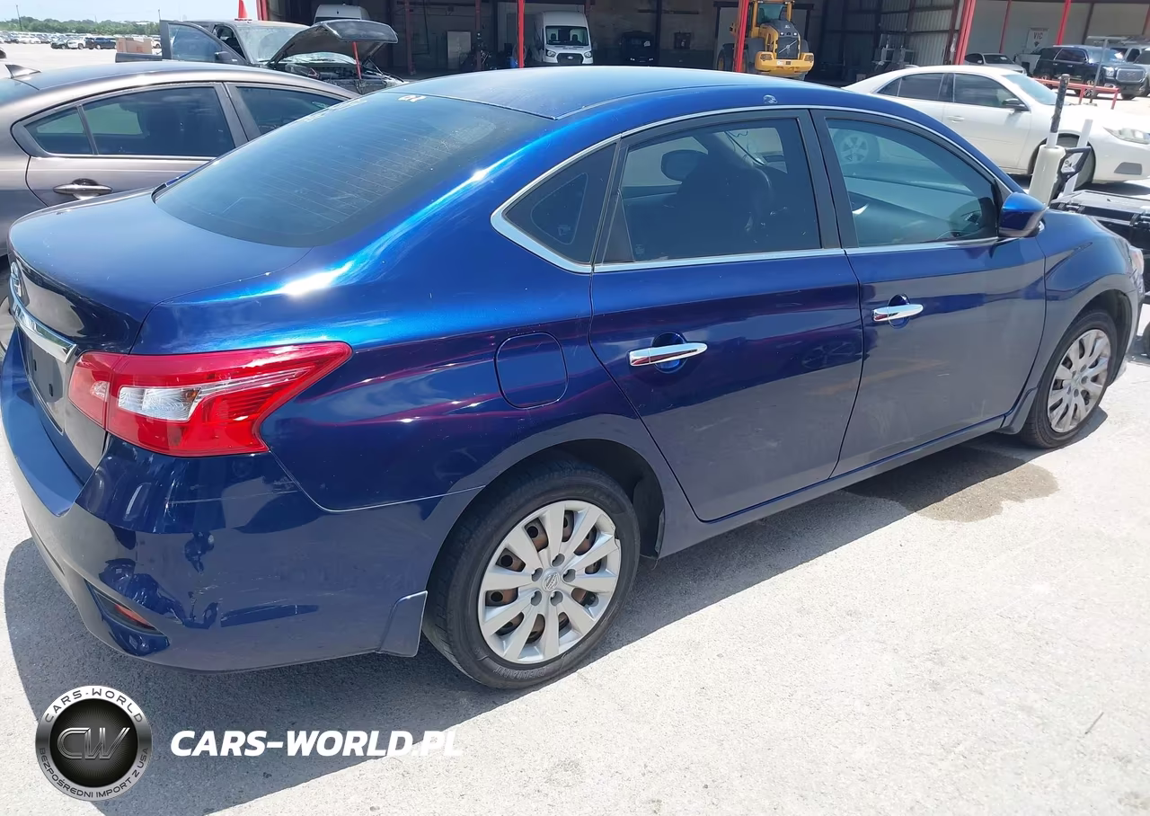 2018 Nissan Sentra S VIN:3N1AB7AP9JY332547 - 4