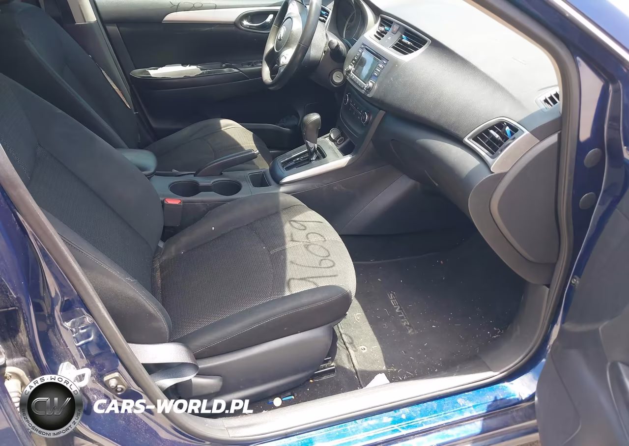 2018 Nissan Sentra S VIN:3N1AB7AP9JY332547 - 5