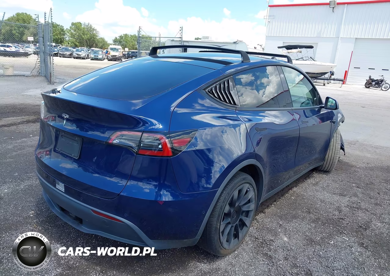 2021 Tesla Model Y Long Range Dual Motor All-Wheel Drive VIN:5YJYGDEE8MF080486 - 4