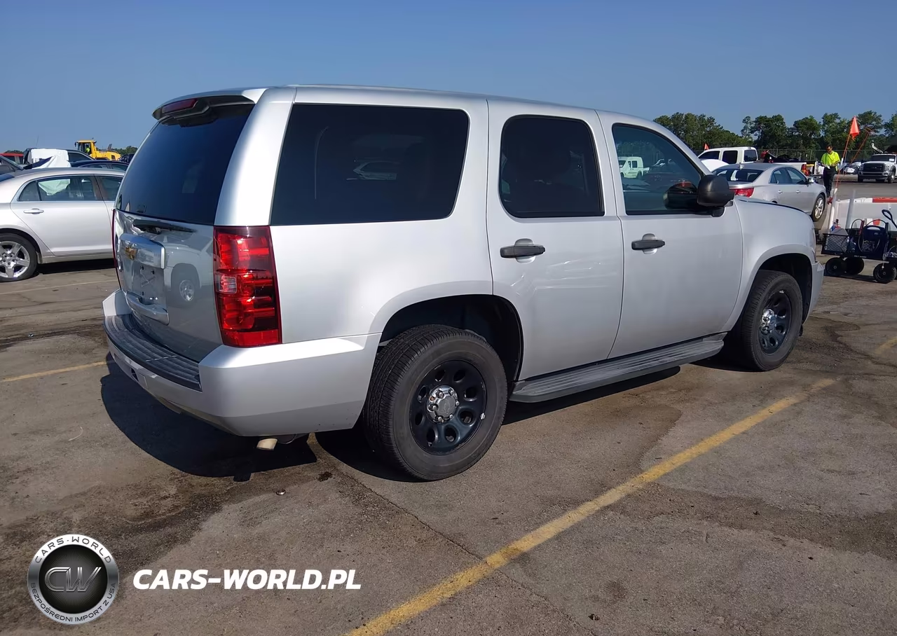 2014 Chevrolet Tahoe Commercial VIN:1GNLC2E02ER212305 - 4
