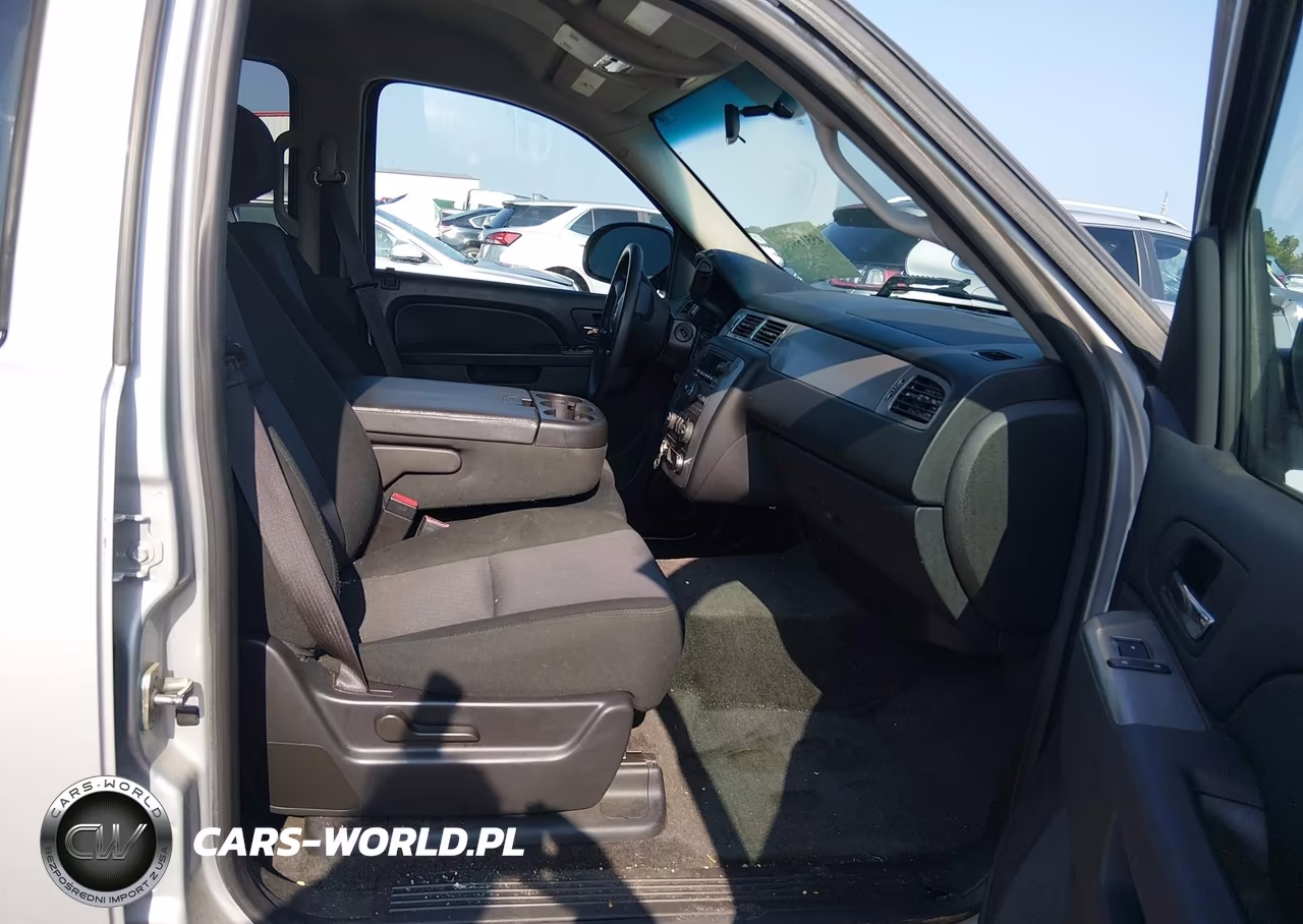 2014 Chevrolet Tahoe Commercial VIN:1GNLC2E02ER212305 - 5