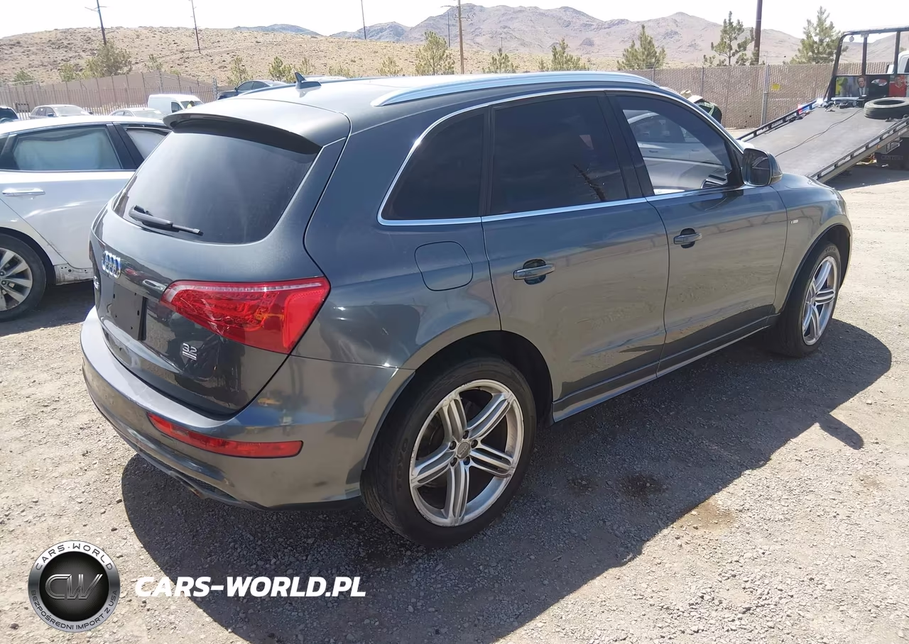 2012 Audi Q5 3.2 Premium VIN:WA1WKAFP9CA139406 - 4
