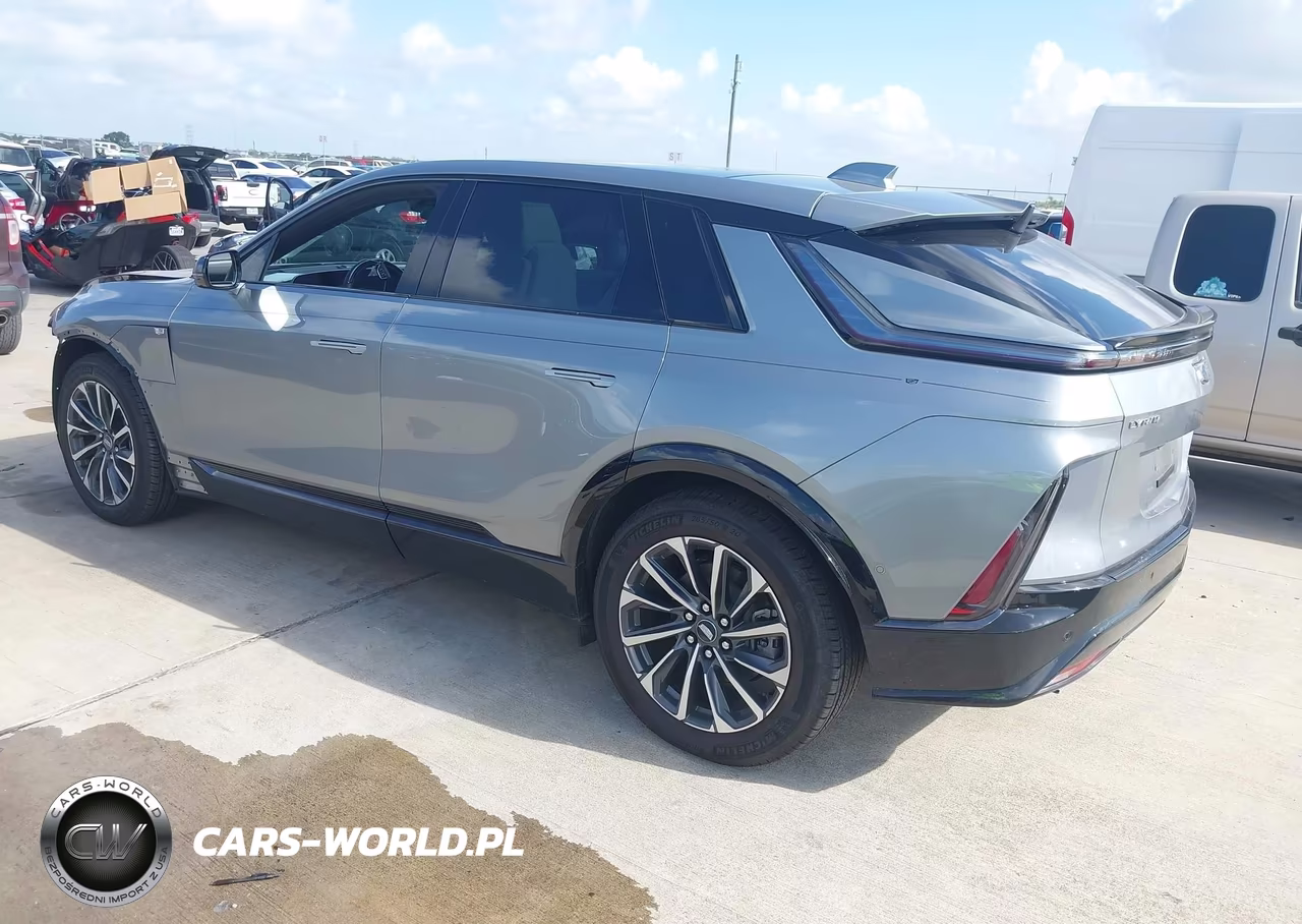 2026 Cadillac Lyriq Sport Awd VIN:1GYKPURL2TZ300528 - 3