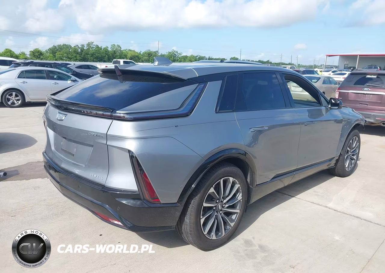 2026 Cadillac Lyriq Sport Awd VIN:1GYKPURL2TZ300528 - 4