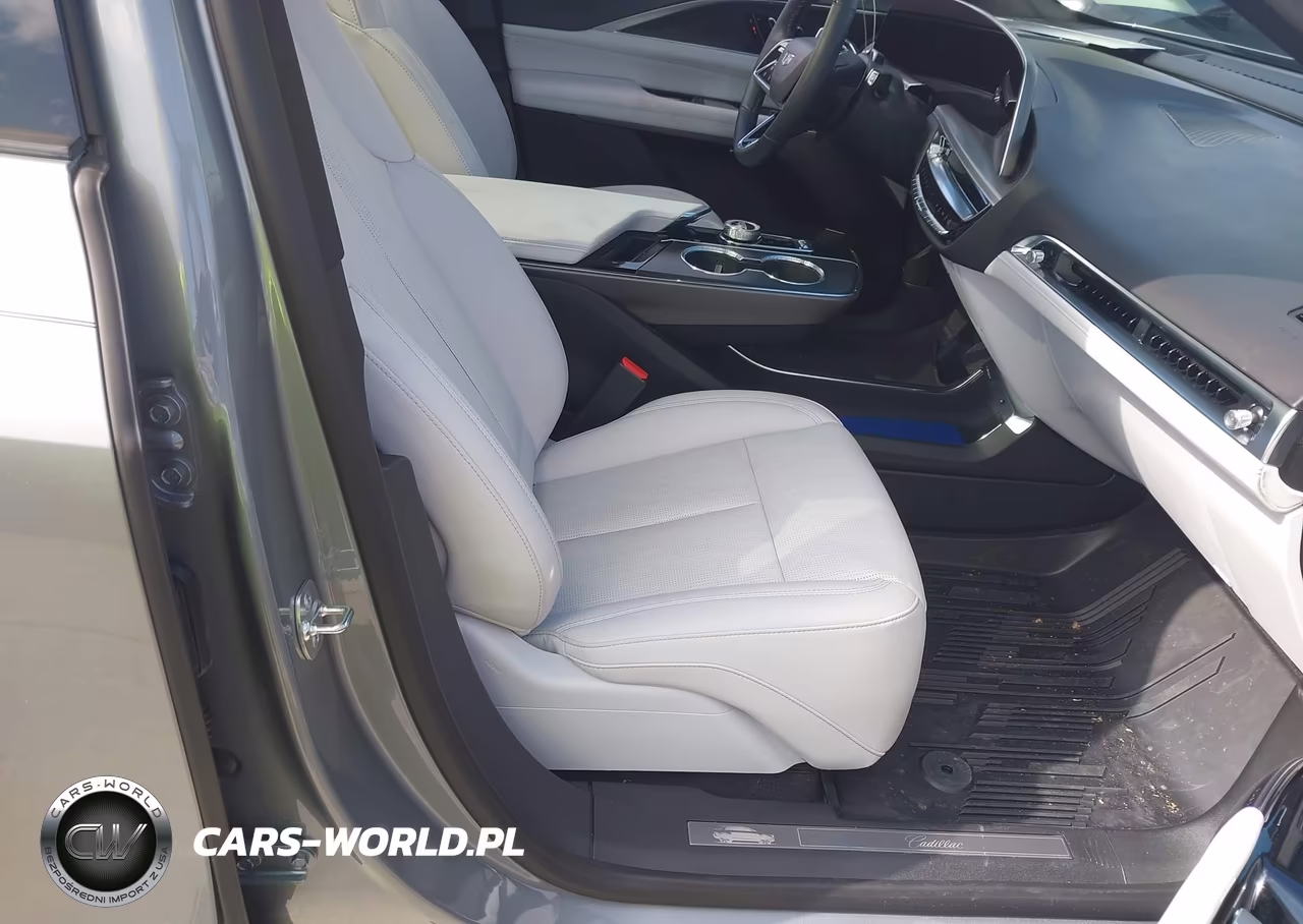 2026 Cadillac Lyriq Sport Awd VIN:1GYKPURL2TZ300528 - 5