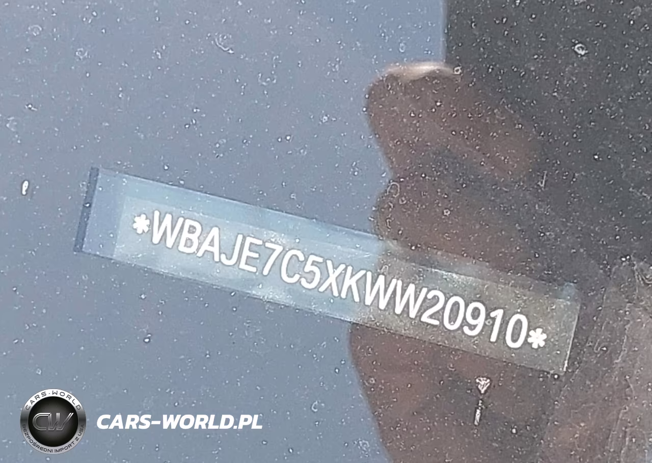 2019 BMW 540I xDrive VIN:WBAJE7C5XKWW20910 - 17