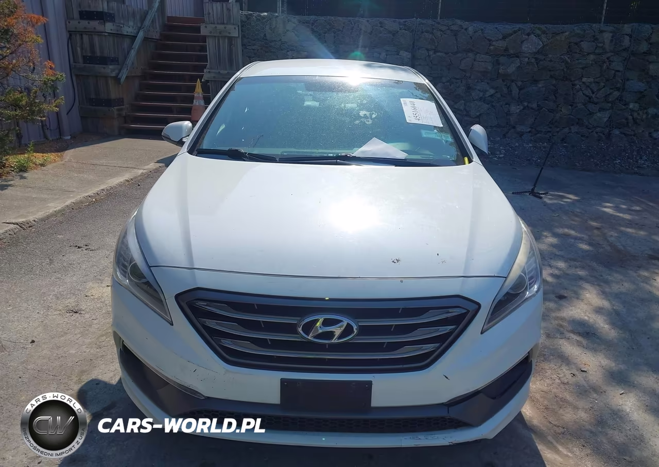 2015 Hyundai Sonata Sport VIN:5NPE34AF1FH146443 - 12